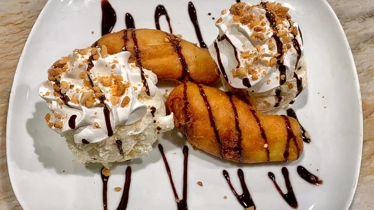 Fried banana w/coconut ice cream.