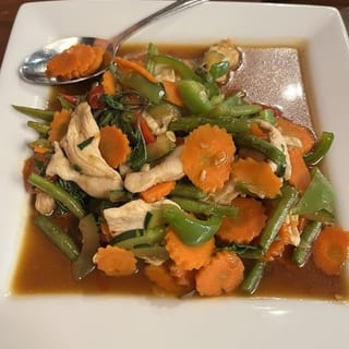 Lunch S1 Spicy Basil