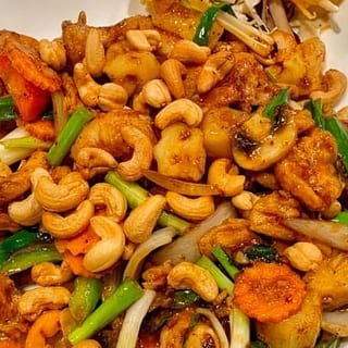 Traditional Stir-Fried Thai Stir-Fry Cashew Nut