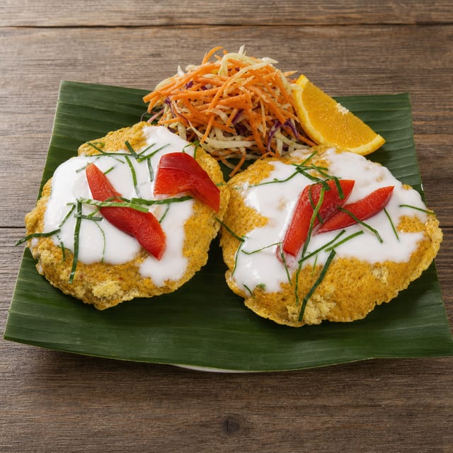 Thai Traditional Ho Mok (Curry Cake).