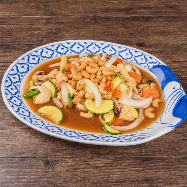 ST6 Cashew Nut.